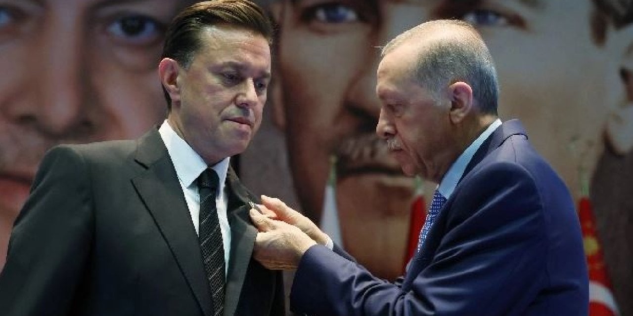 Erdoğan'ın rozet taktığı o isme sert tepki