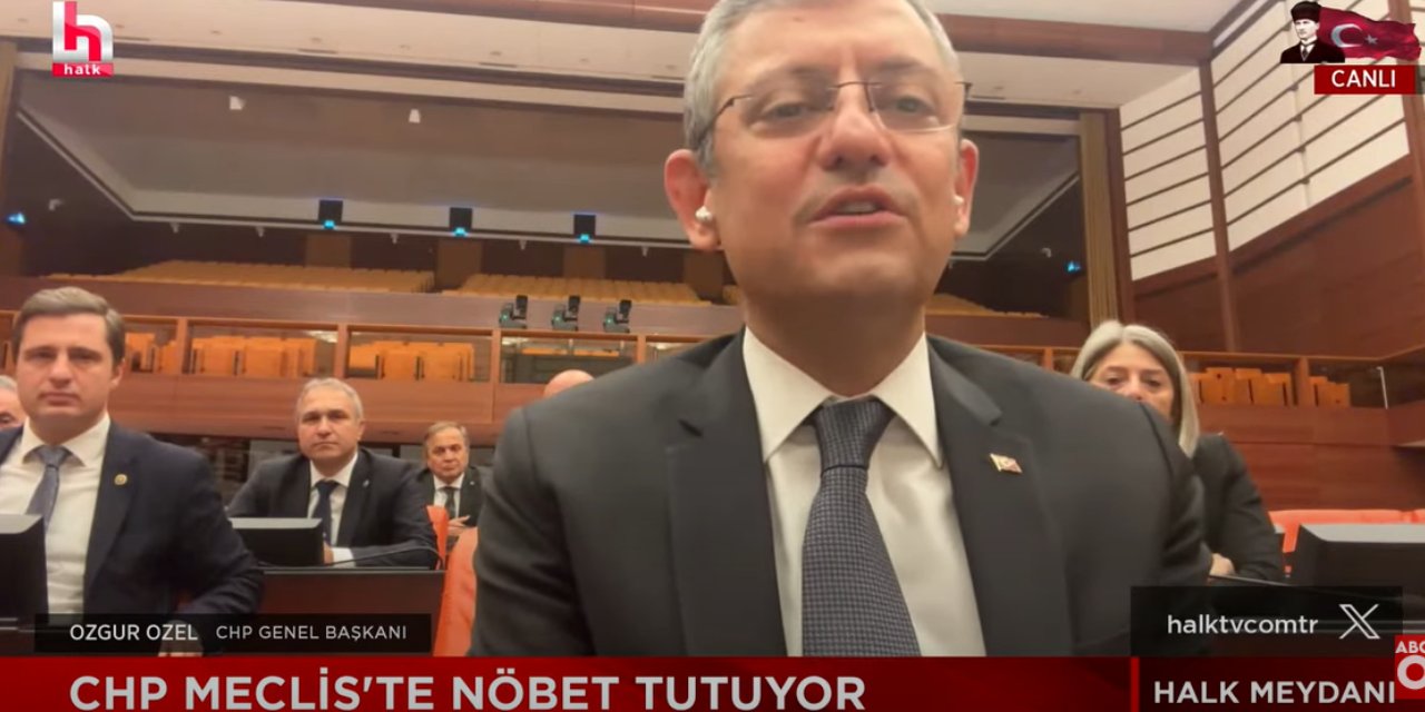 CHP Meclis'te Nöbet Tutuyor!  "Taksim'i de Özgürleştireceğiz, Türkiye'yi de!"