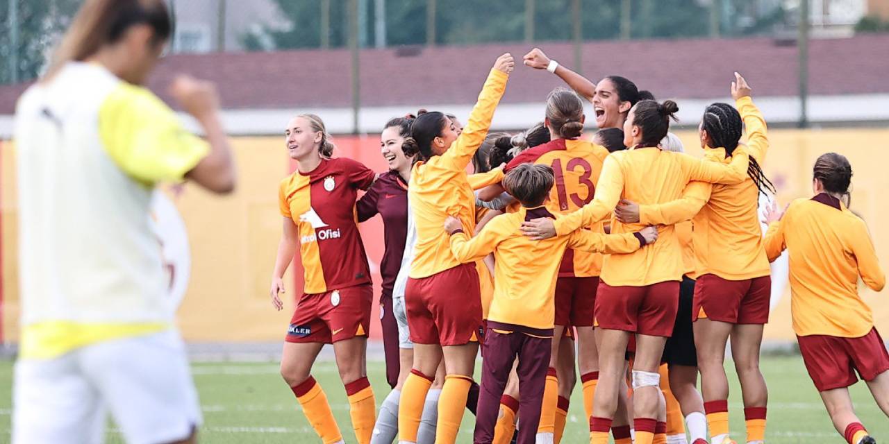 Kadın derbisinde kazanan Galatasaray oldu... Fenerbahçe'yi 2-1 mağlup etti