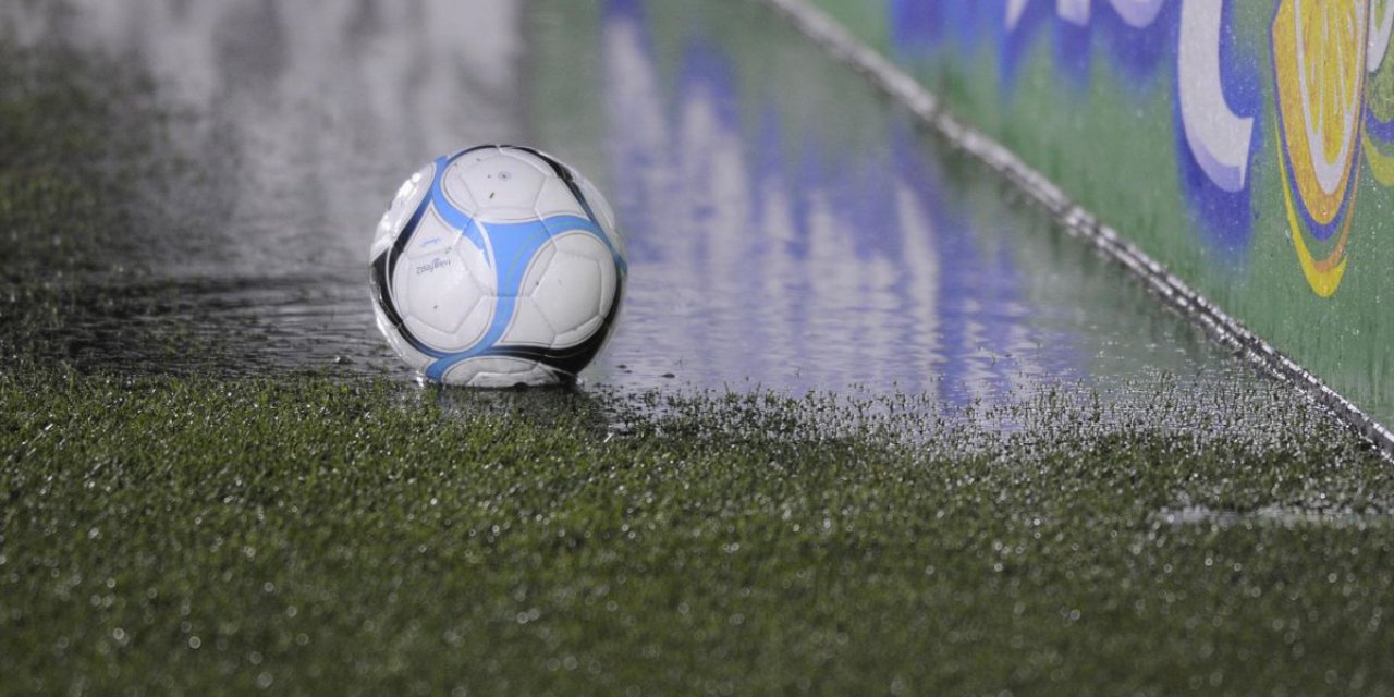 Sağanak Yağış Sebebiyle Hafta Sonu Oynanacak Maçlar İptal Edildi