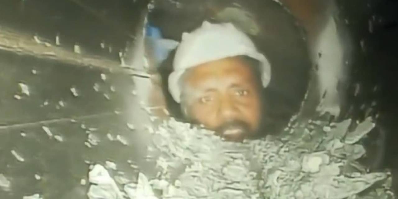 Hindistan’da 10 gündür tünelde mahsur kalan işçiler görüntülendi