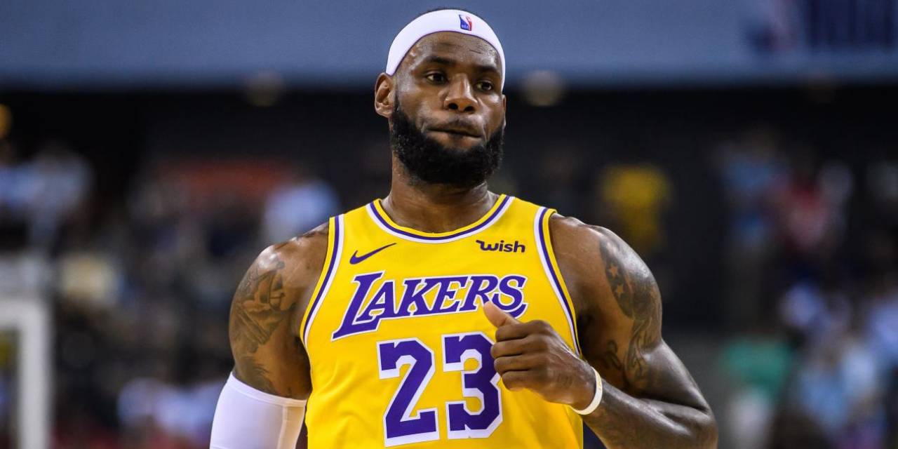 LeBron James, yine tarih yazdı: 39 bin sayıya ulaşan ilk oyuncu!