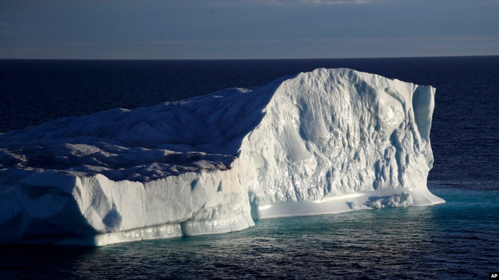 Dünyanın en büyük buzdağı harekete geçti, Güney Okyanusu’na ilerliyor