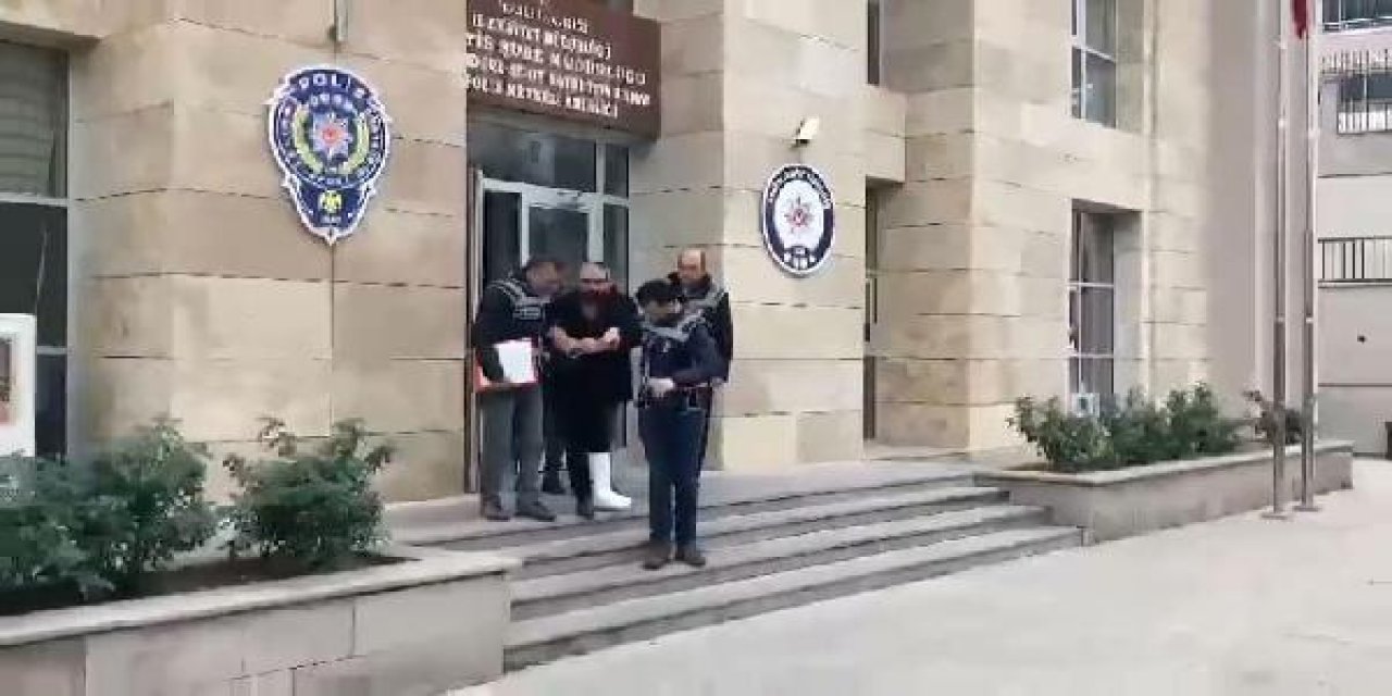 Kırmızı Bültenle Aranıyordu, Amasya'da Yakalandı