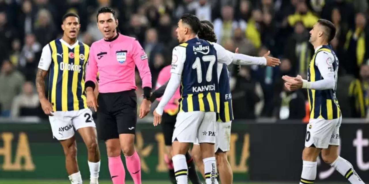 Fenerbahçe-Fatih Karagümrük Maçının VAR Konuşmaları Ortaya Çıktı!