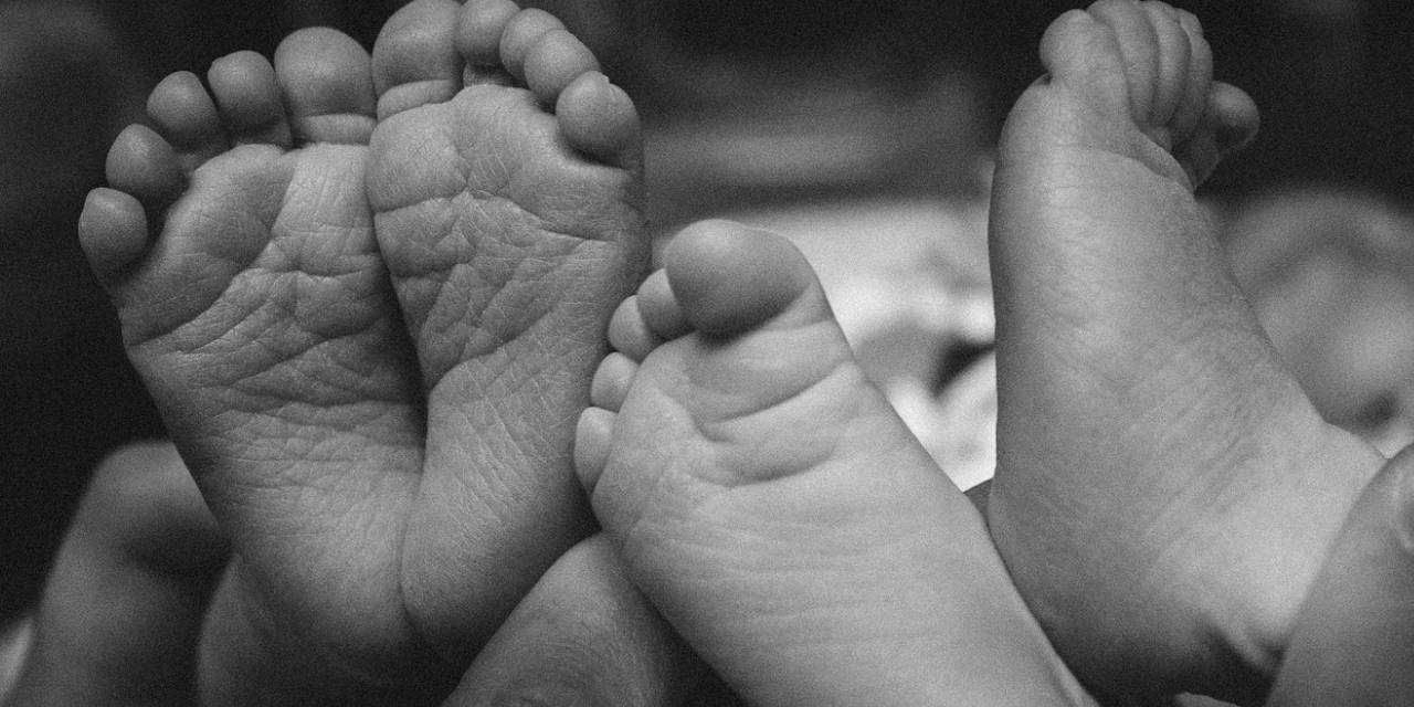 Dünya bunu konuşuyor: 70 yaşında anneliği tattı... İkiz bebek doğurdu