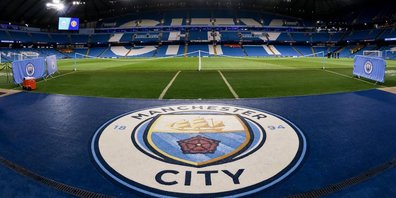 Manchester City imzayı attırdı