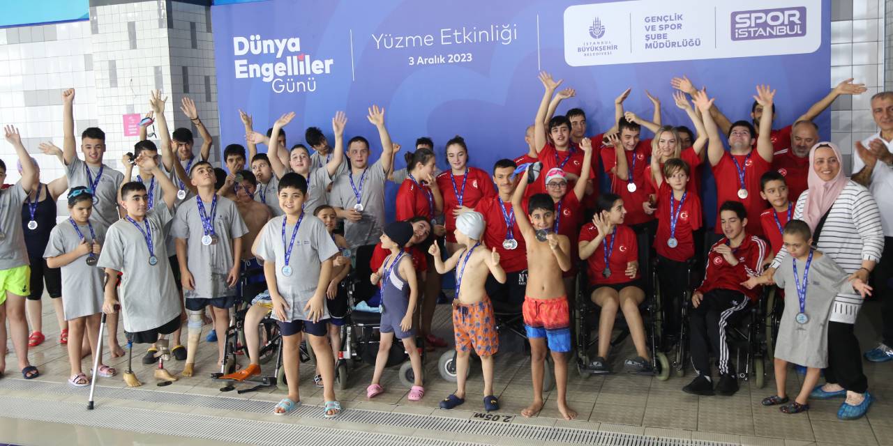 Dünya Engelliler Günü'nde anlamlı etkinlik: Engelli sporcular, on binlere ilham verdi