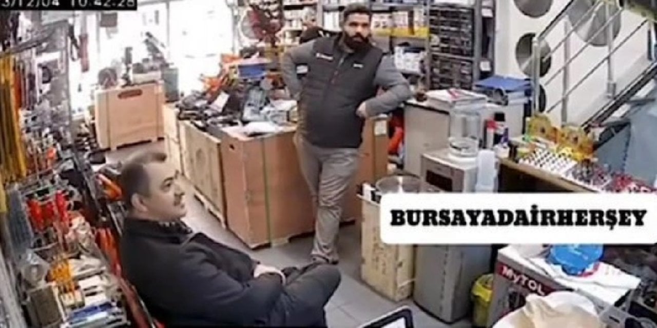 Bursa'da Vatandaş Deprem Anında Çayını Bırakmadı