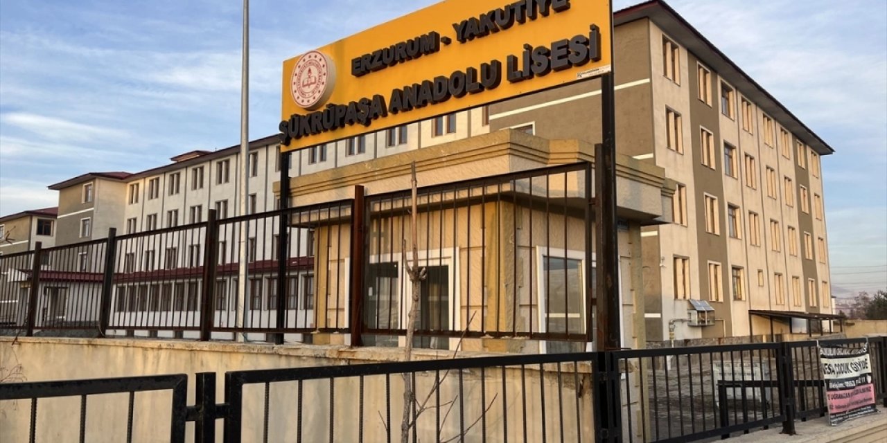 Erzurum'da 9 liseli öğrenci meyve suyundan zehirlendi