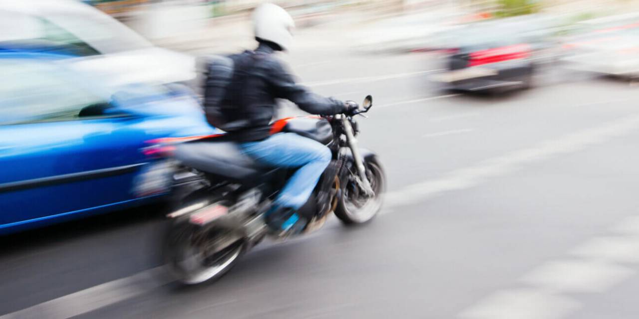 Valilik Yasakladı: Motosikletliler Trafiğe Çıkamayacak!