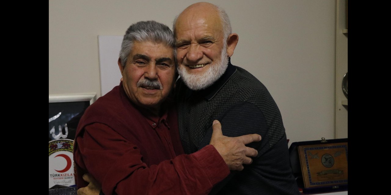 Almanya'da Kaybettiği Arkadaşını 53 Yıl Sonra Kayseri'de Buldu