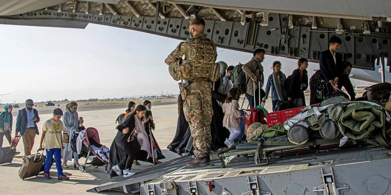 Eğittiler, Ortada Bıraktılar Şimdi Geri Yolluyorlar! Elit Afgan Birliklerine İngiliz İhaneti