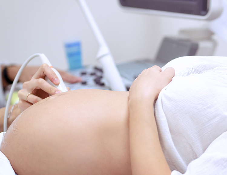 Bağırsakta Büyüyen Bebek Vakası: Karın Ağrısıyla Doktora Giden Kadın Hayatının Şokunu Yaşadı