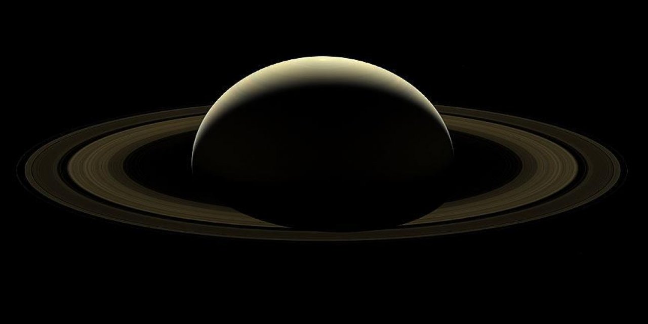 Bilim Dünyasında Nefes Kesen Keşif! Satürn'de Yaşamın İzleri Mi Bulundu?