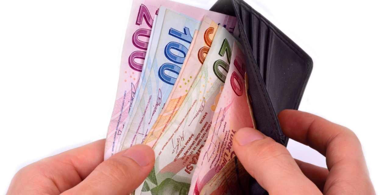 Merkez'in Yıl Sonu Enflasyon Tahminine Göre Hesaplandı! İşte Memur Ve Emeklinin Zamlı Maaşları
