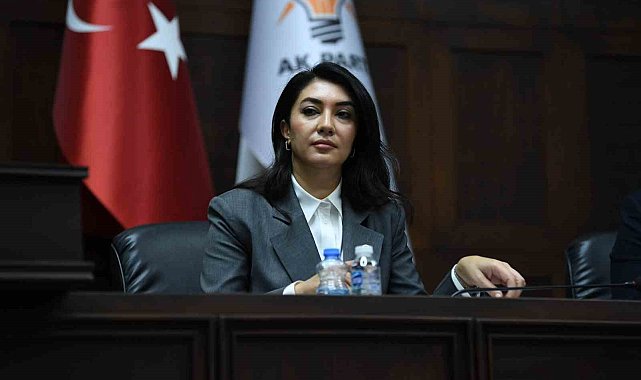 AKP Milletvekili Ruken Hanımın Kürsüdeki Gafı 'Pes' Dedirtti!