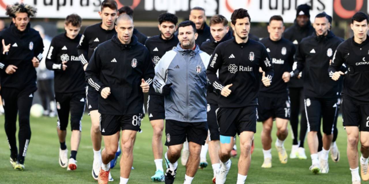 Beşiktaş'ta 5 Futbolcu Takıma Döndü