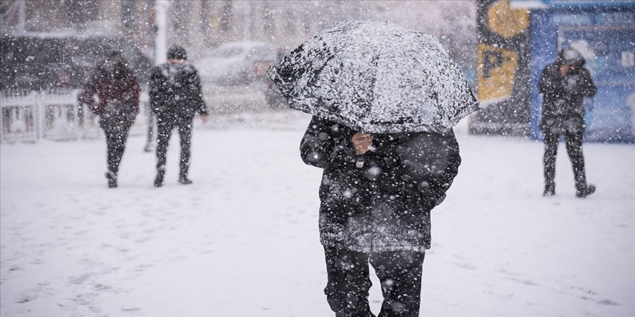 Meteorolojiden 10 İle Sarı ve Turuncu Kodlu Uyarı: Yoğun Kar Yağışı Bekleniyor
