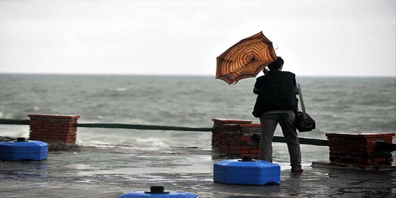 Marmara Denizi'nde Kuvvetli Fırtına Bekleniyor