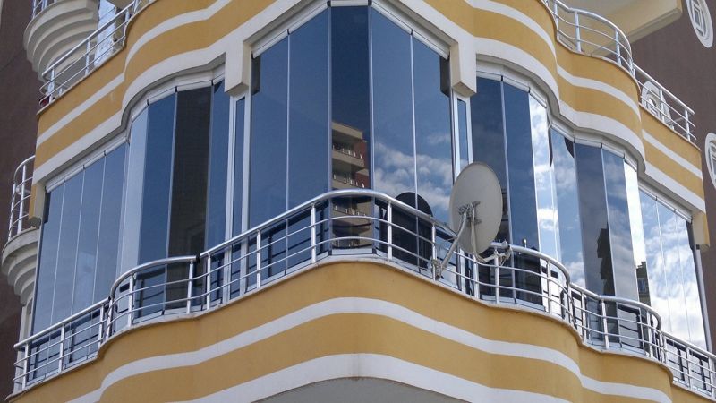 Milyonlarca Vatandaş Evini Genişletmek İçin Yaptırdığı Cam Balkonları Kaldırmak Zorunda Olabilir