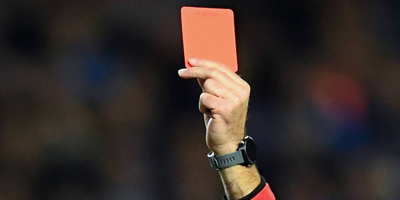 1. Lig'de en fazla kırmızı kart gören takım açıklandı