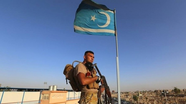 Referandum tehdidine karşı Kerkük'te Türkmenler silahlı birlik kurmaya başladı