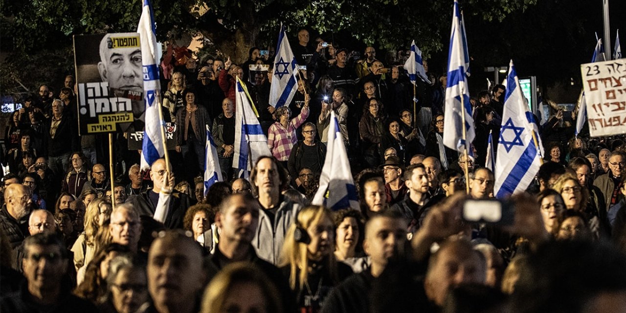 Netanyahu'ya Öfke Büyüyor: Binlerce Kişi Sokaklara Döküldü