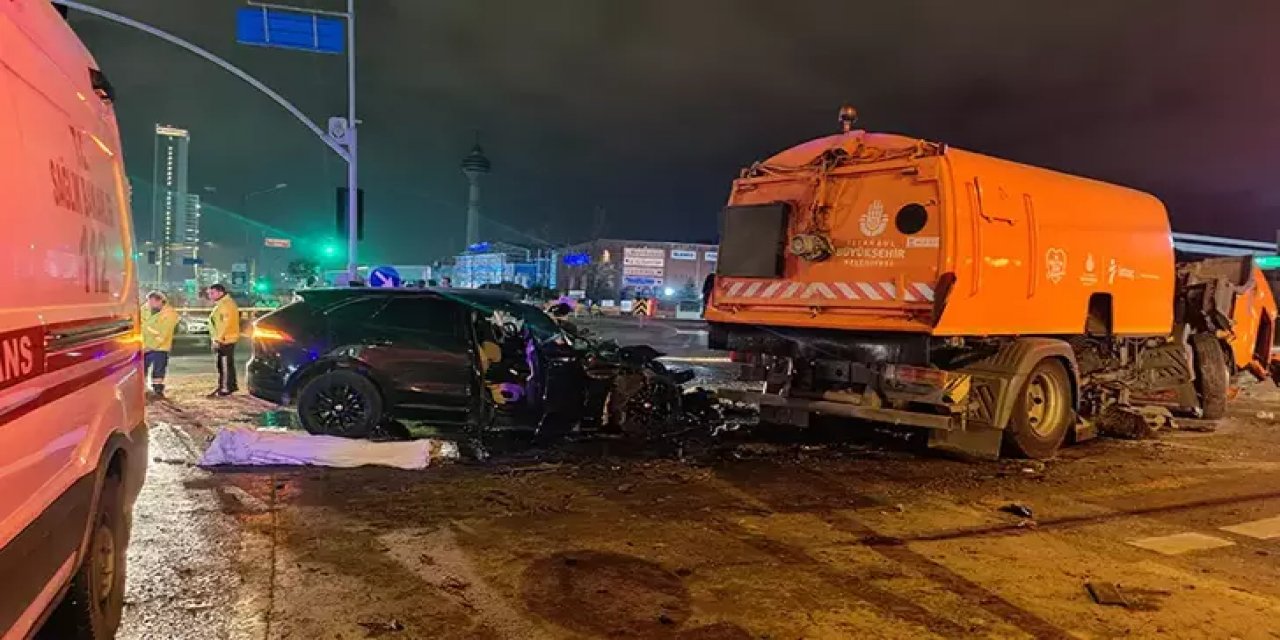 Kırmızı Işıkta Geçen Otomobil Faci Yarattı: 2 Ölü 2 Yaralı!