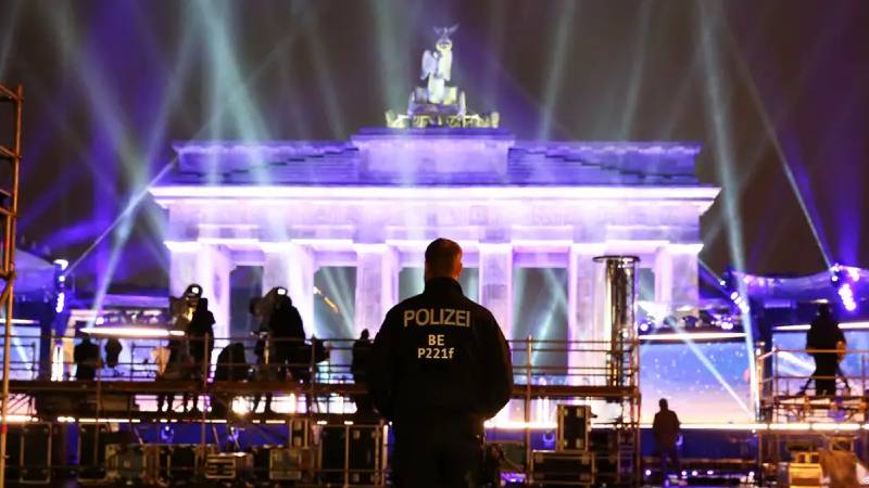 Almanya ve Fransa'dan Yeni Yıl İçin Sert Güvenlik Önemleri