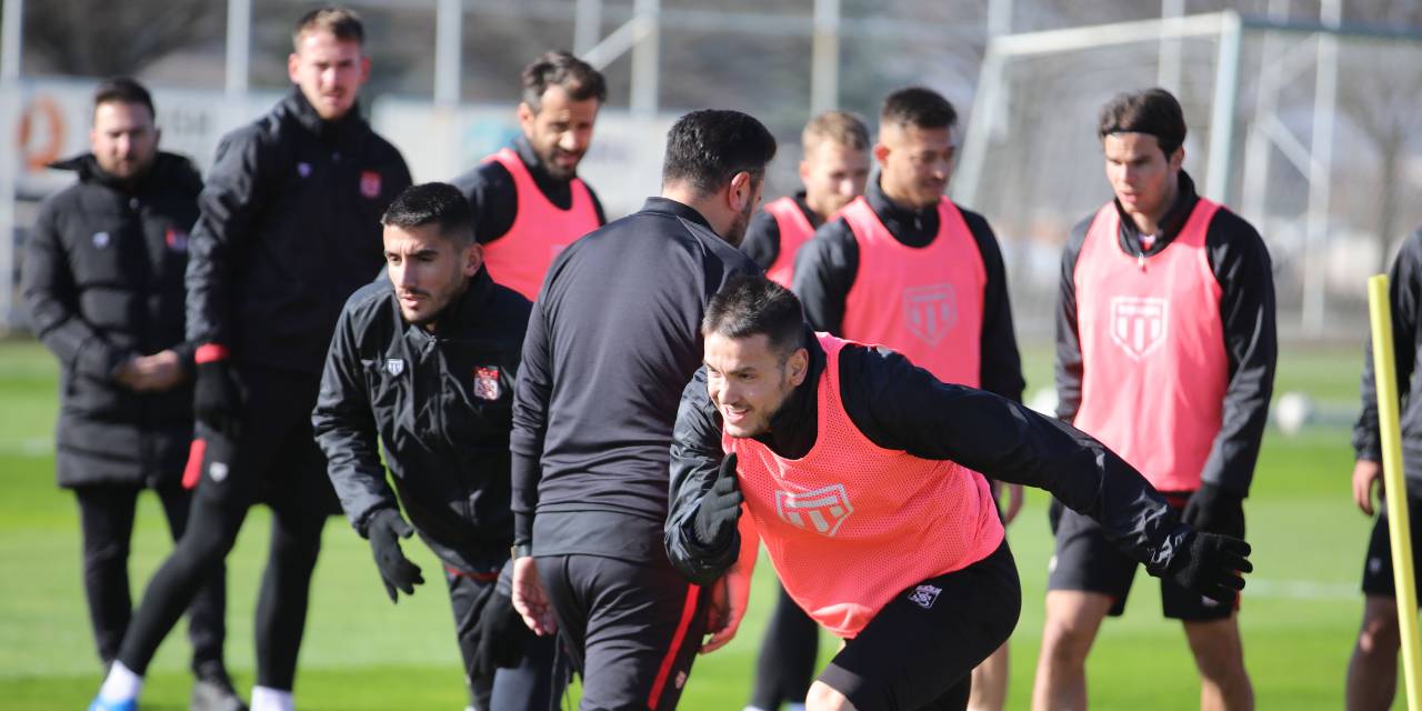 Sivasspor, Kayserispor maçı için hazırlıklarını tamamladı