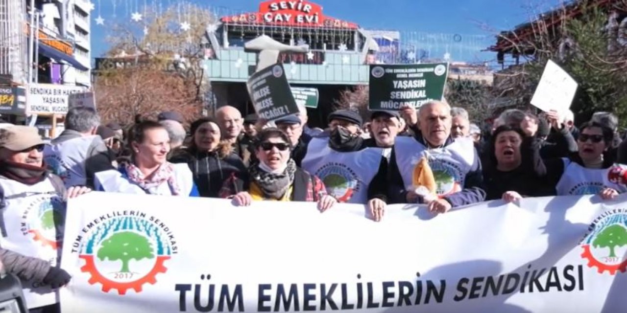 Emeklilerden, Ankara'da 'Maaş' Protestosu! Evimize Et, Peynir Çeşitleri Girmiyor, Ölümün Kıyısındayız