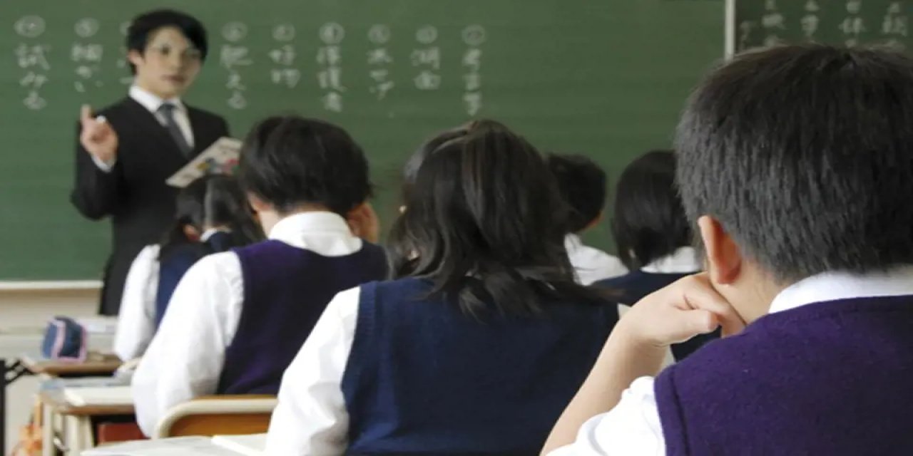 Japonya'da çocuklar okula robotlar gönderebiliyor... Okullar devamsızlıkla böyle başa çıkacak...