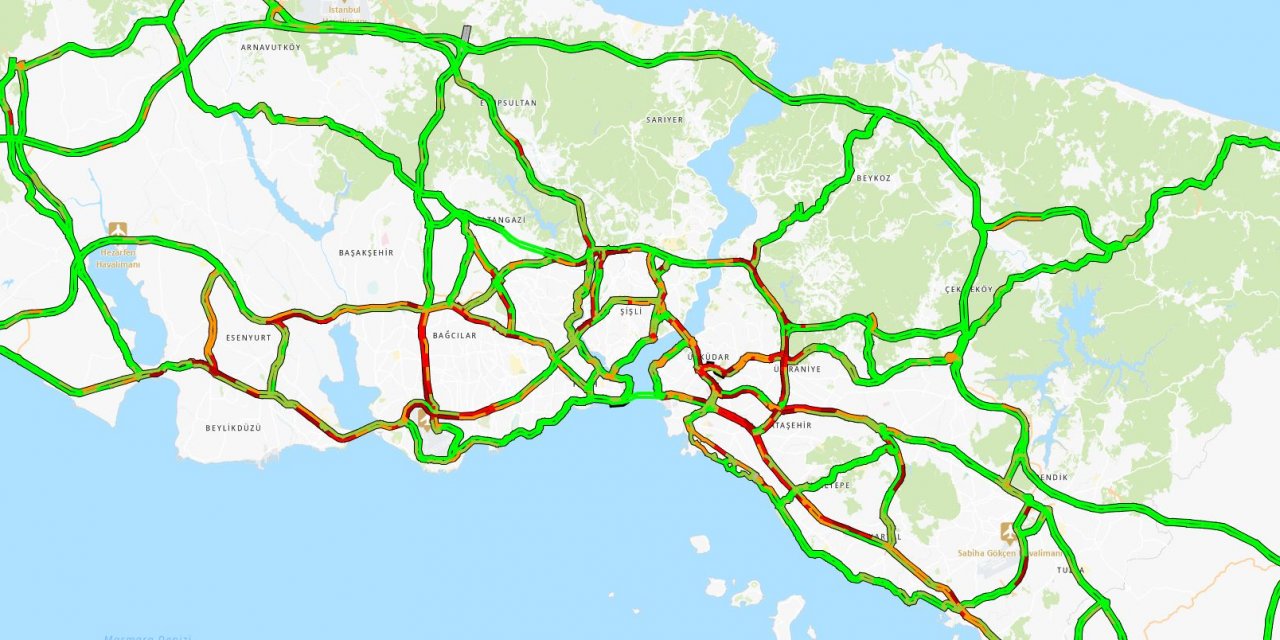 İstanbul'da Haftanın İlk İş Gününde Trafik Yoğunluğu