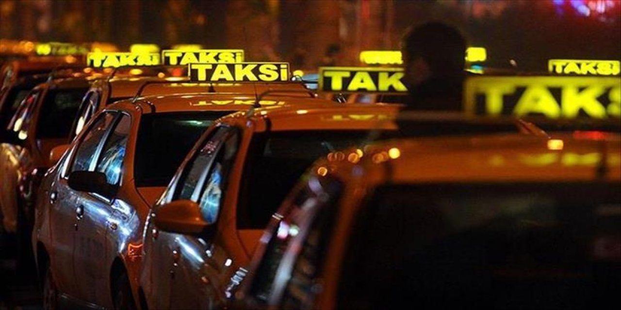 İstanbul'da Taksicilerin 'Taksimetre' Mesaisi