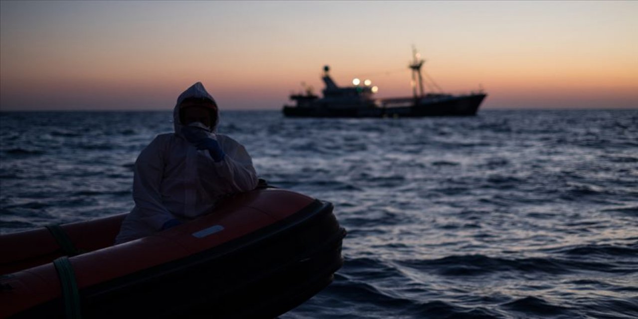 Manş Denizi Üzerinden İngiltere'ye Geçmeye Çalışan 4 Düzensiz Göçmen Öldü