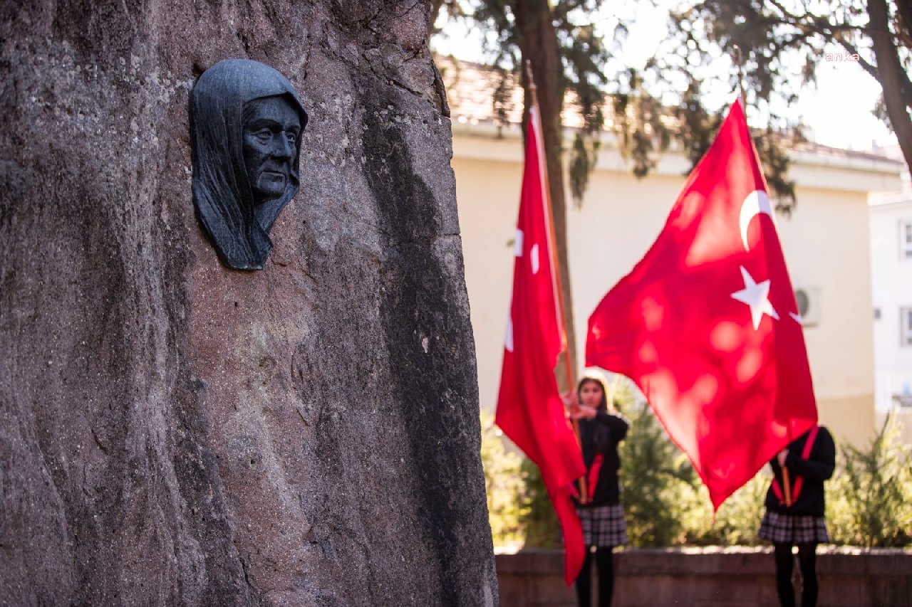 Zübeyde Hanım Ölümünün 101. Yıl Dönümünde Anıldı