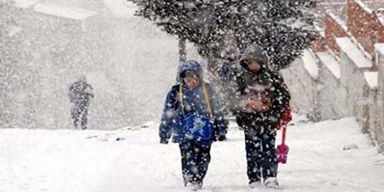 Dört ilde okullara kar tatili