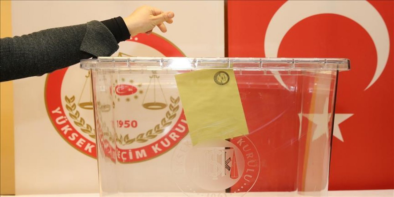 52 Aday İstanbul İçin Yarışacak! 222 Parti 52 Aday'ın Gözü İstanbul'da