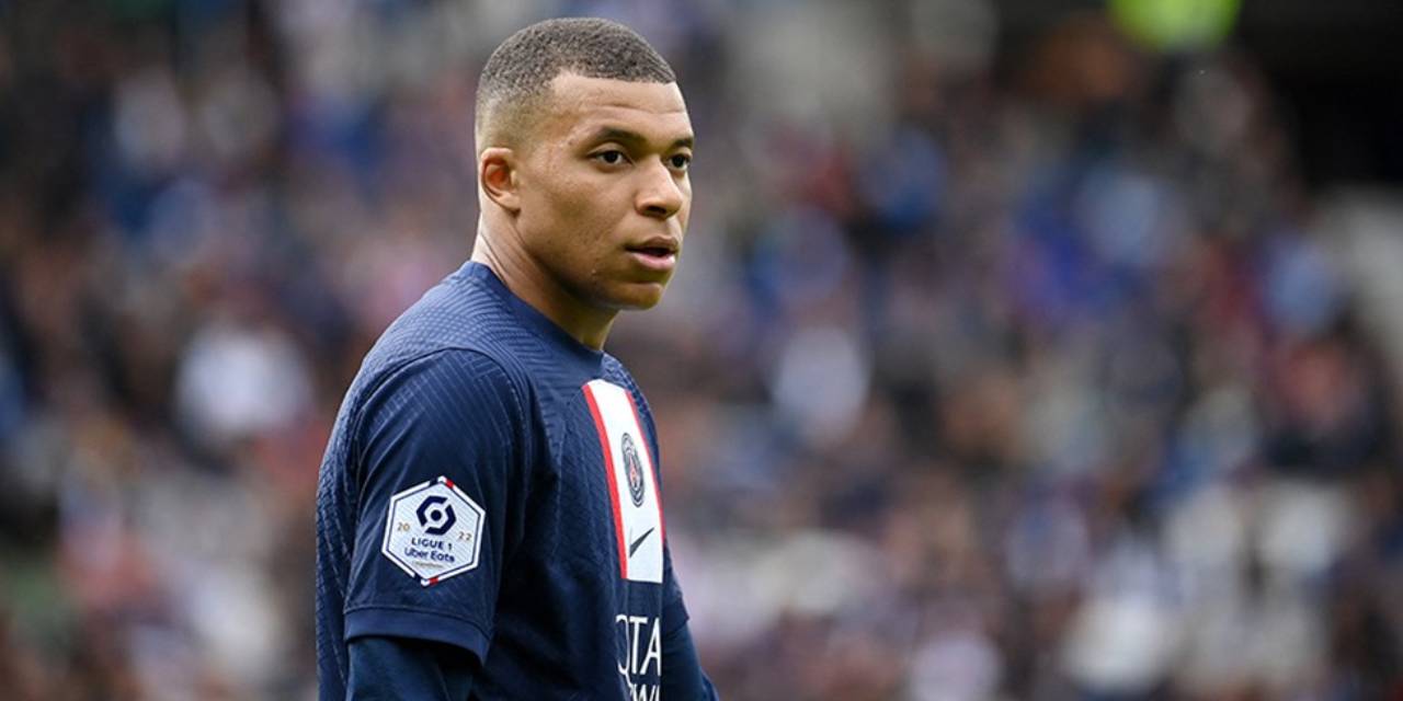 Kylian Mbappe'ye 400 milyon euroluk teklif