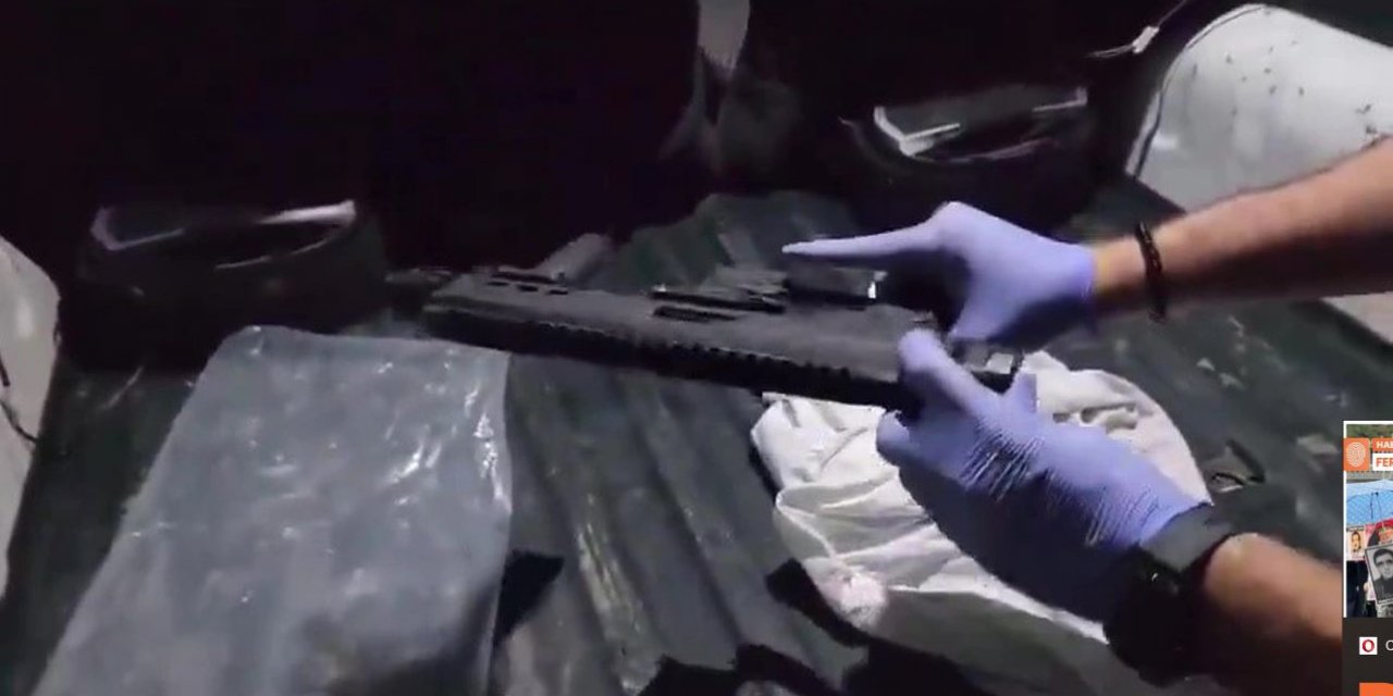 Düzce'de Araçta Gizlenmiş Uzun Namlulu Silah ve Tüfek Bulundu