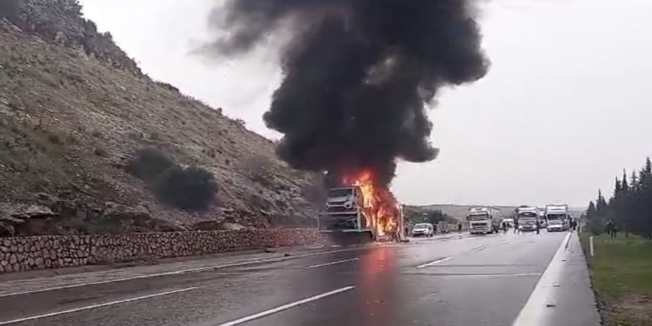 Araç Yüklü TIR Cayır Cayır Yandı!