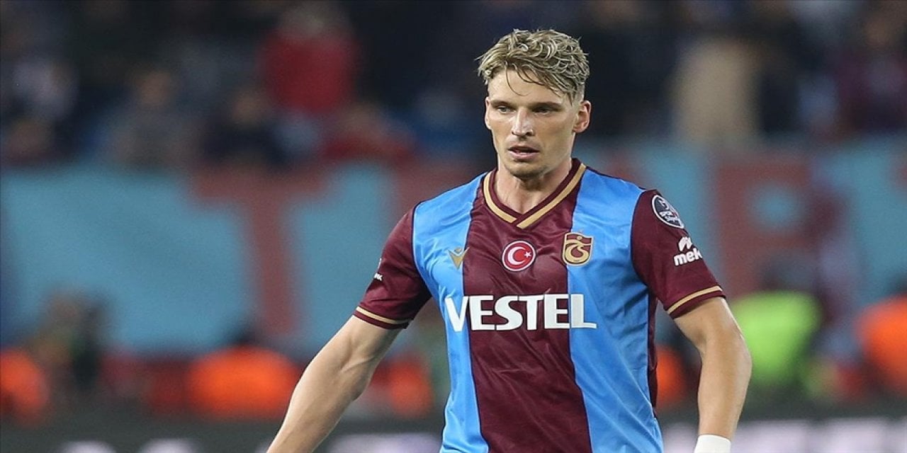 Trabzonspor'dan Ayrılan Larsen, O Kulübe 3 Yıllık İmza Attı