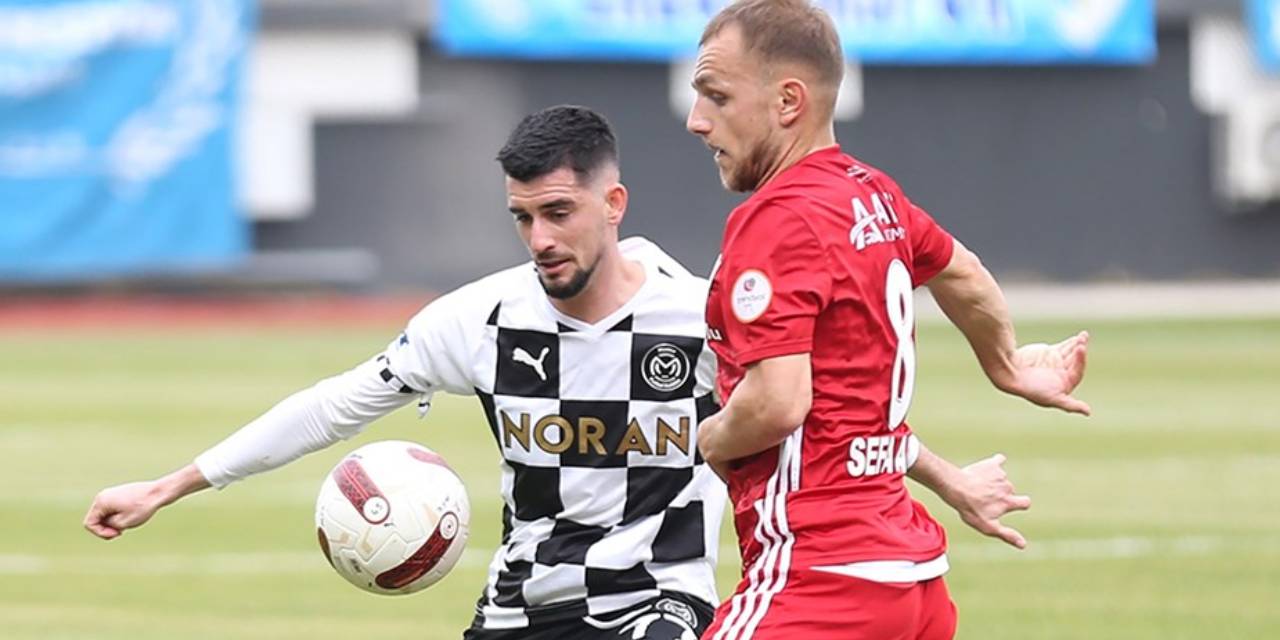 Erzurumspor, 9 kişi kalan Manisa FK'yı 2 golle yendi