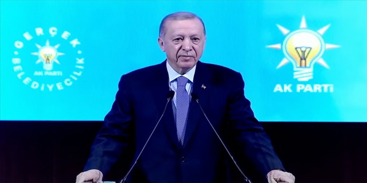 Erdoğan, AKP'nin Seçim Beyannamesini Tanıttı