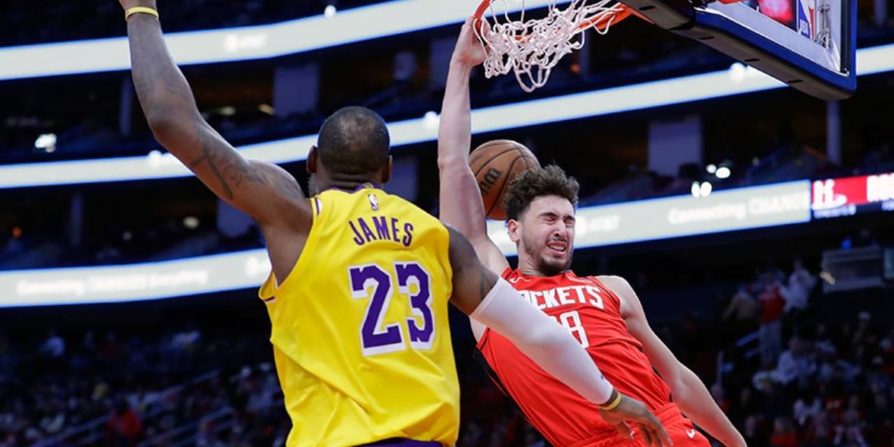 Alperen Şengün'den LeBron James'in Lakers'ına karşı "double-double"