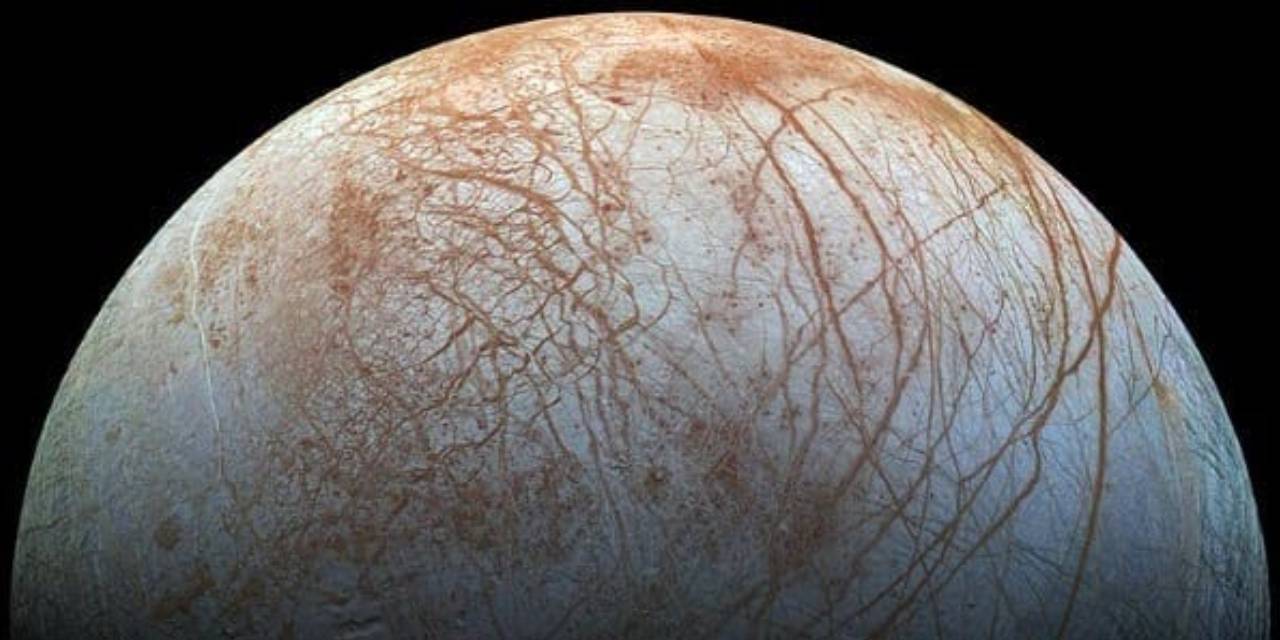 NASA araştıracak: Jüpiter'in uydusu Europa'da yaşam var mı?