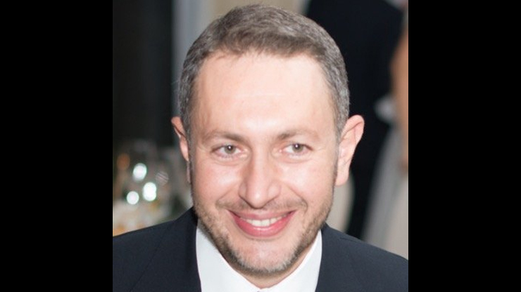 Ünlü iş adamına büyük şok!