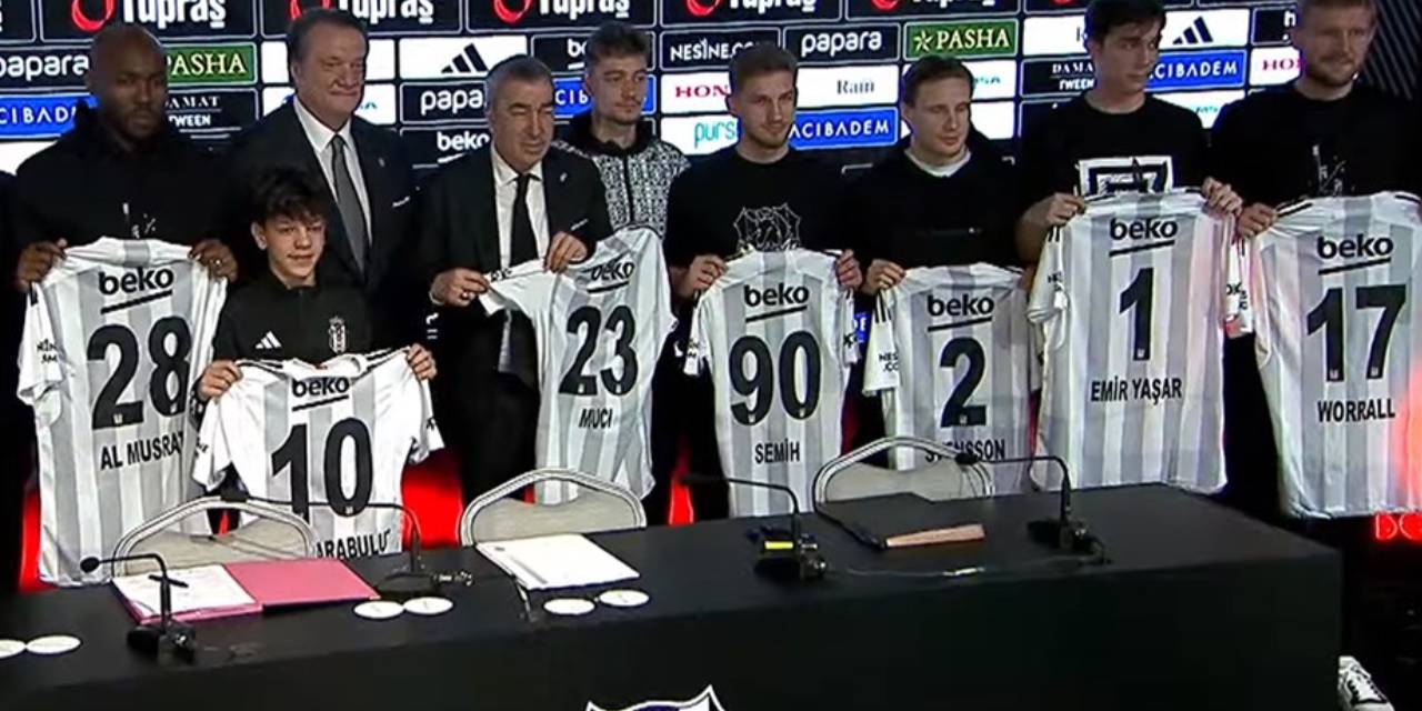 Beşiktaş'ın yeni transferleri imzayı atıyor