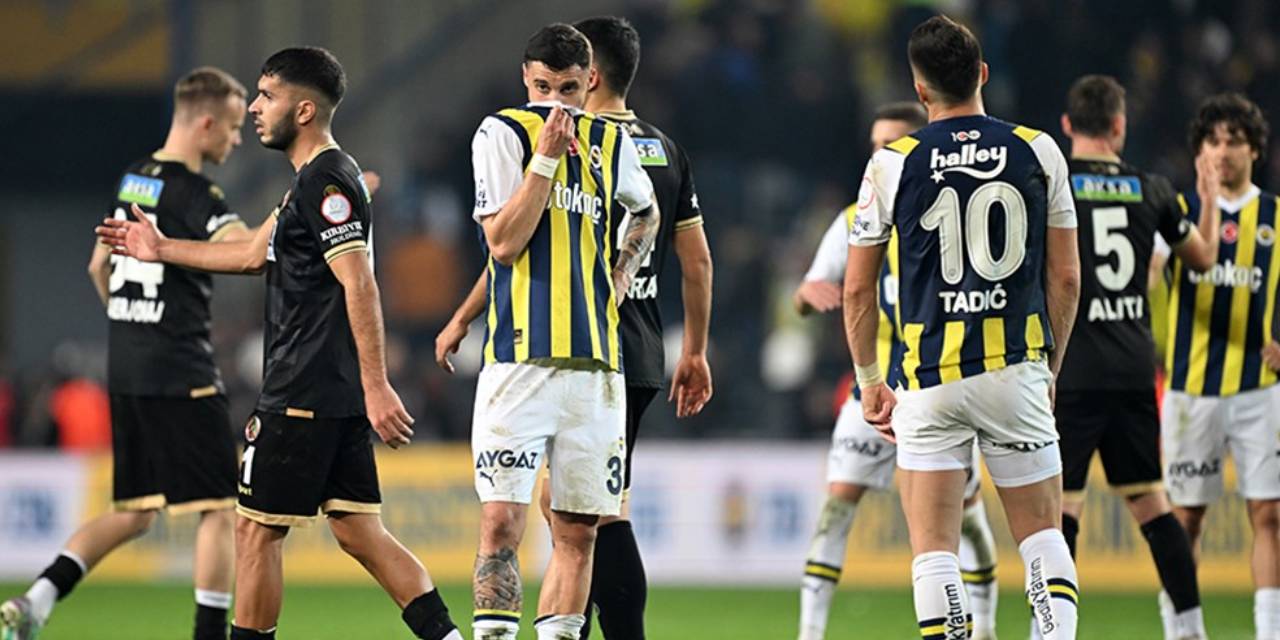 Trio ekibi, Fenerbahçe-Alanyaspor maçının tartışmalı pozisyonlarını değerlendirdi